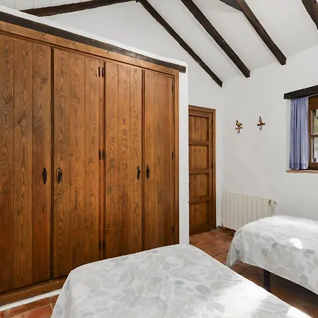 Holiday home Cortijo Rural Aves *